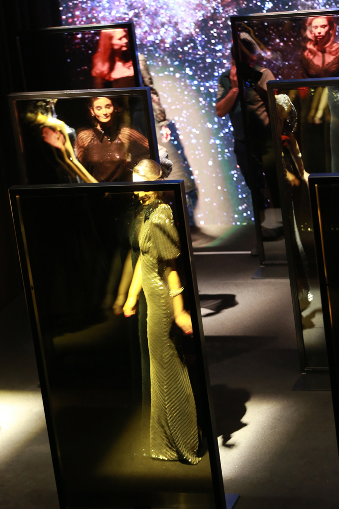 ÖZGÜR MASUR | MBFWI