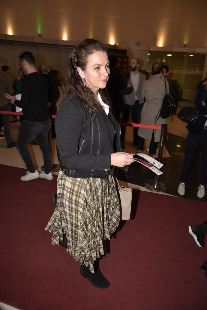 CEM YILMAZ İLK GÖSTERİSİNDE GÖNÜLLERİ FETHETTİ