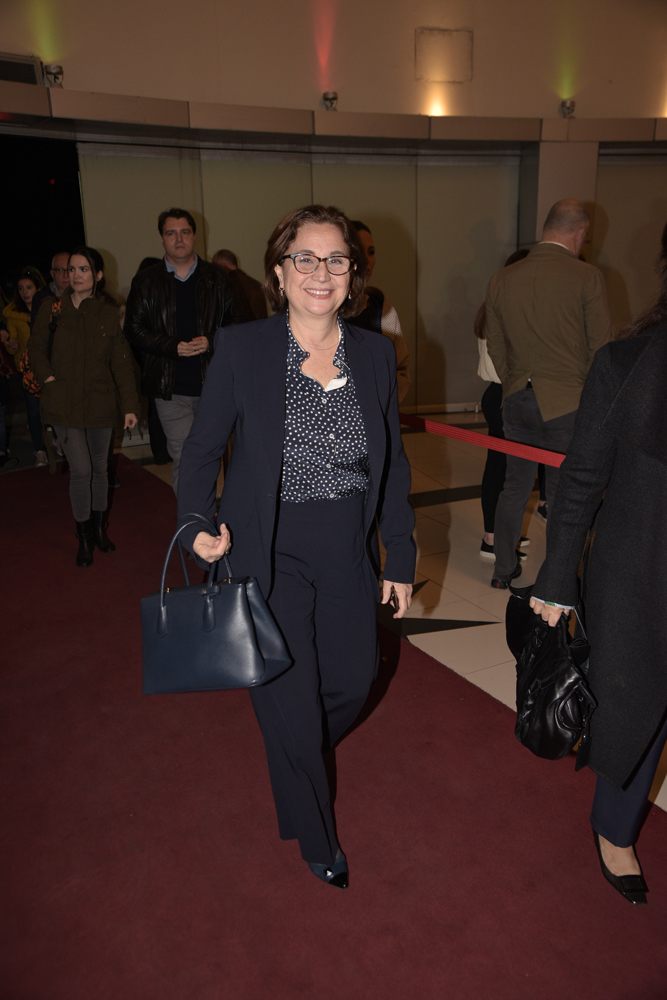 CEM YILMAZ İLK GÖSTERİSİNDE GÖNÜLLERİ FETHETTİ