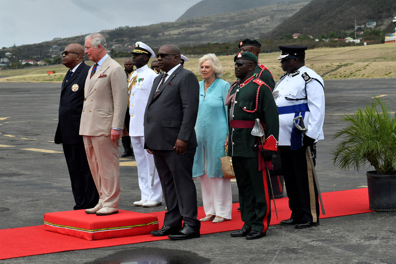 PRENS CHARLES VE DÜŞES CAMILLA'DAN TARİHİ ZİYARET