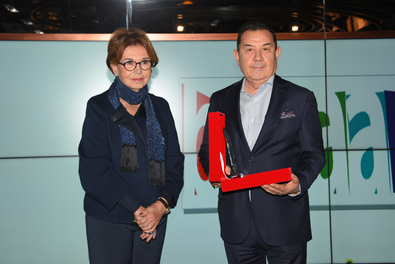 GENÇ SANATÇILARA DESTEK