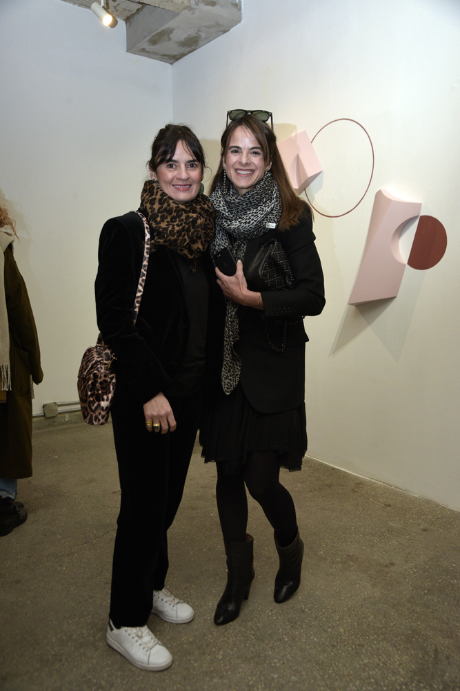 EBRU DÖŞEKÇİ’DEN “KALANLAR”