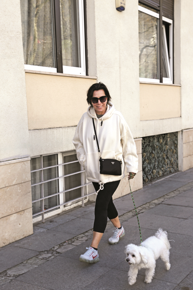 İSTANBULDA KİM, NEREDE?