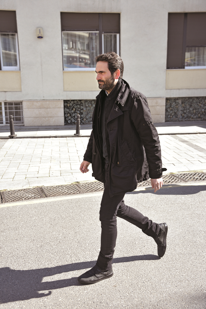 İSTANBULDA KİM, NEREDE?