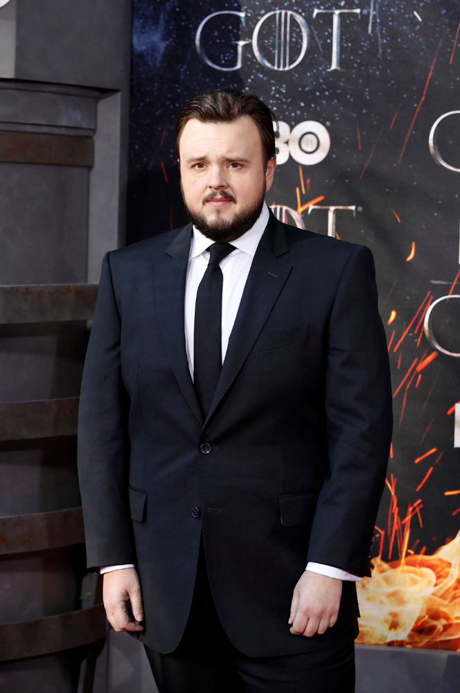 GAME OF THRONES'UN PRÖMİYERİ YAPILDI