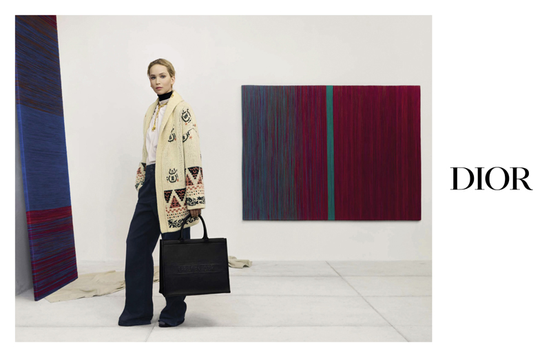 JENNIFER LAWRENCE DIOR KAMPANYASINDA