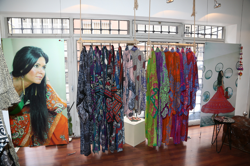 ŞEBNEM ÇAPA'NIN BUTİĞİNDE GELENEKSEL ÇUKURCUMA BULUŞMASI