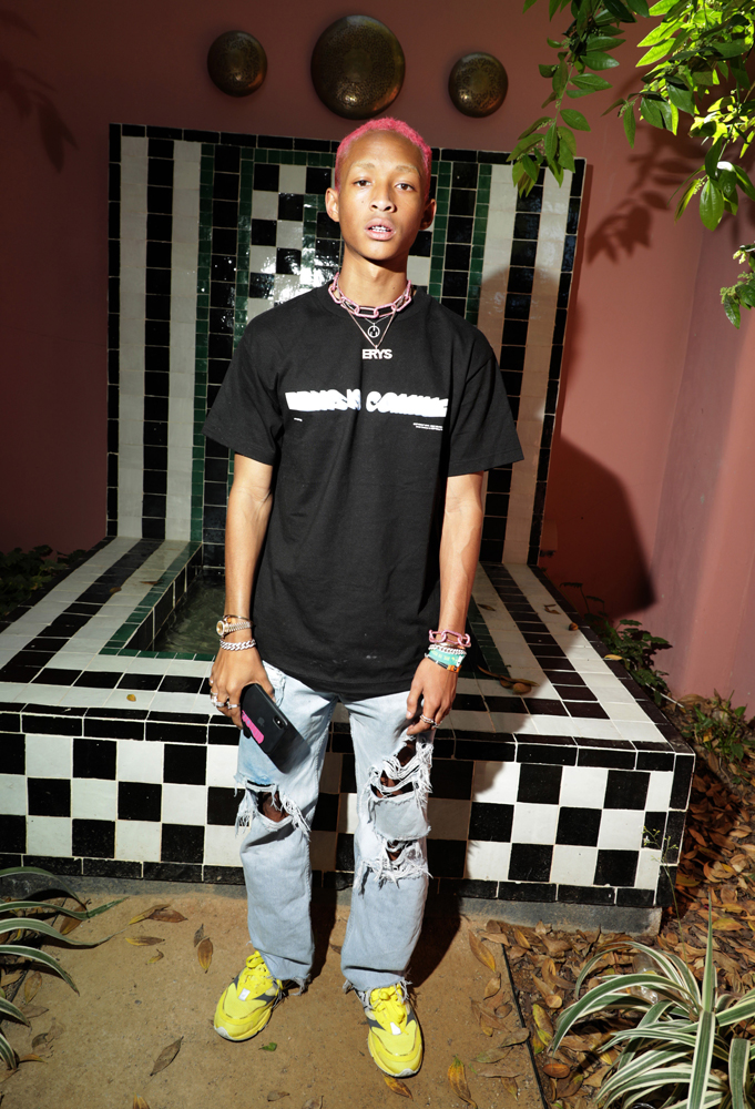 LEVI'S PARTİSİNE ÜNLÜ AKINI