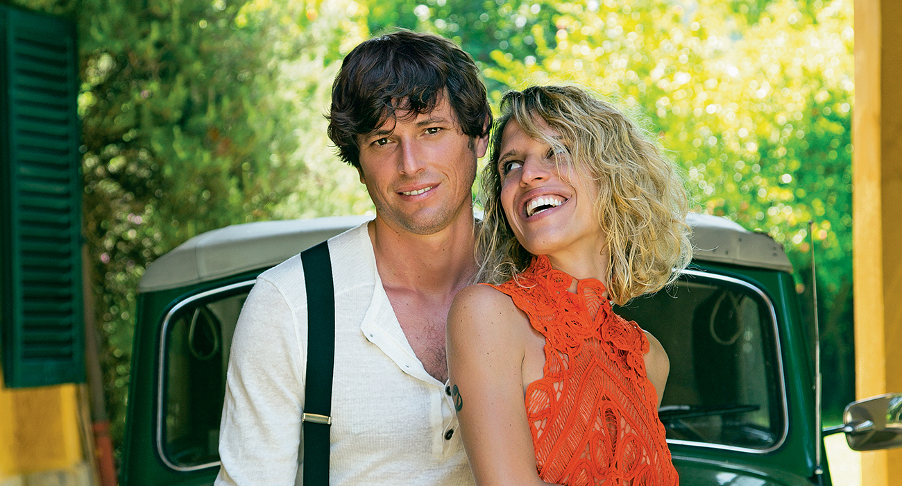 AŞKLARINI ALEM’E ANLATTILAR