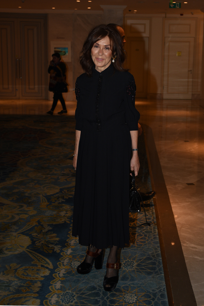 DİLEK HANİFTEN 30. YILA ÖZEL DEFİLE