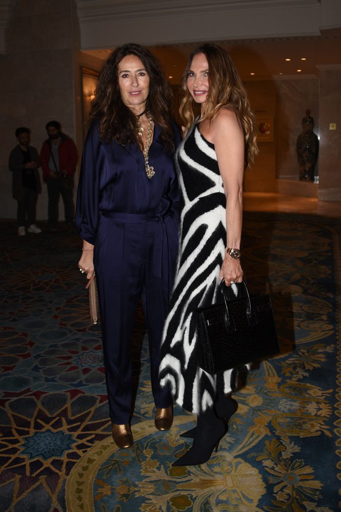 DİLEK HANİFTEN 30. YILA ÖZEL DEFİLE