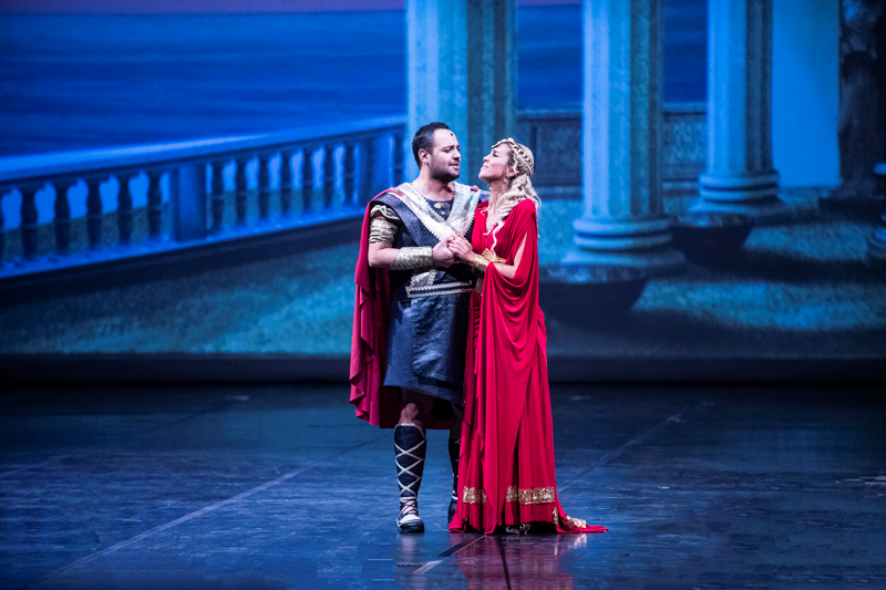 SANAT TARİHİNDE BİR İLK