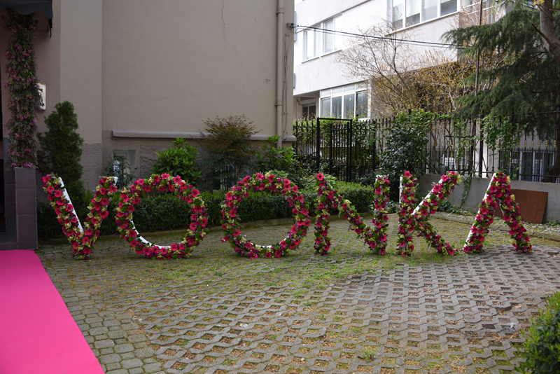 'VOONKA BEAUTY' AİLESİNE ÖZLEM SÜER ELİ DEĞDİ