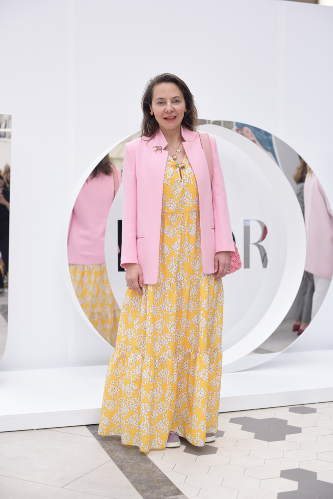 DIOR'UN YENİ PARFÜMÜ TANITILDI