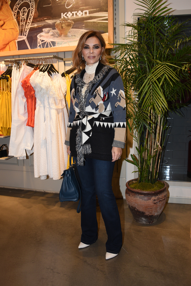 ARZU SABANCI YENİ KOLEKSİYONUNU TANITTI