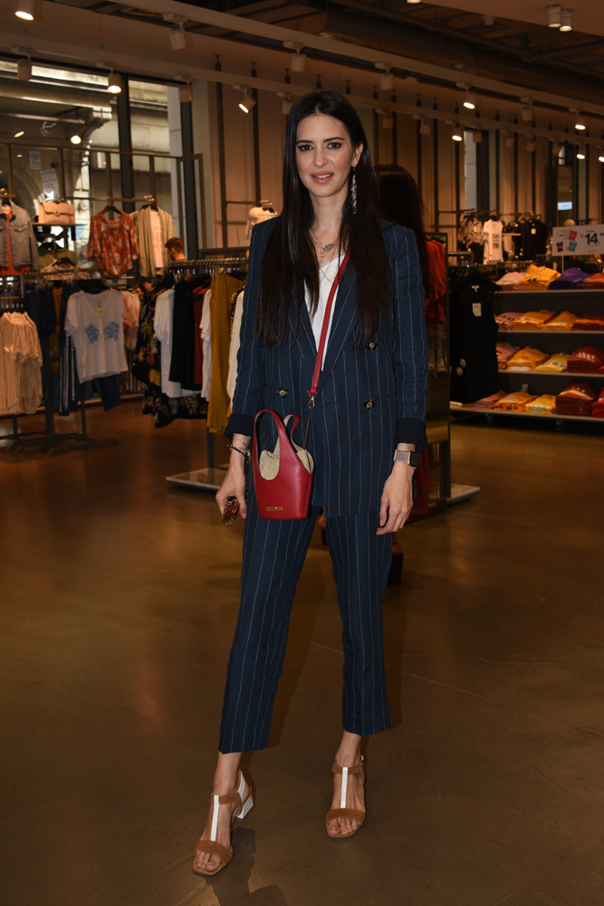 ARZU SABANCI YENİ KOLEKSİYONUNU TANITTI