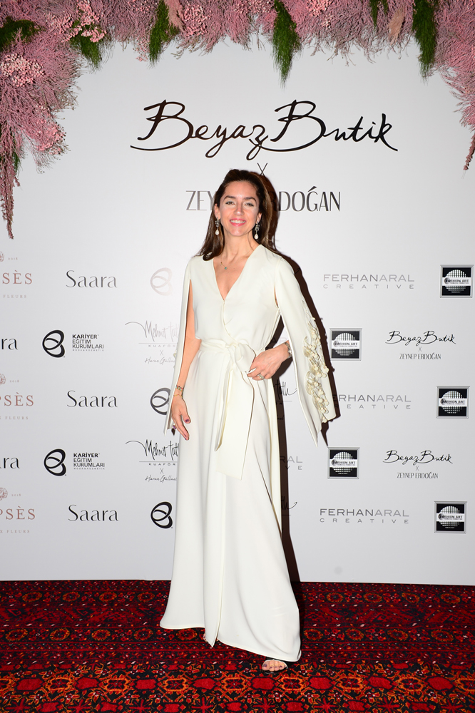 BEYAZ BUTİK'TEN MASALSI DEFİLE