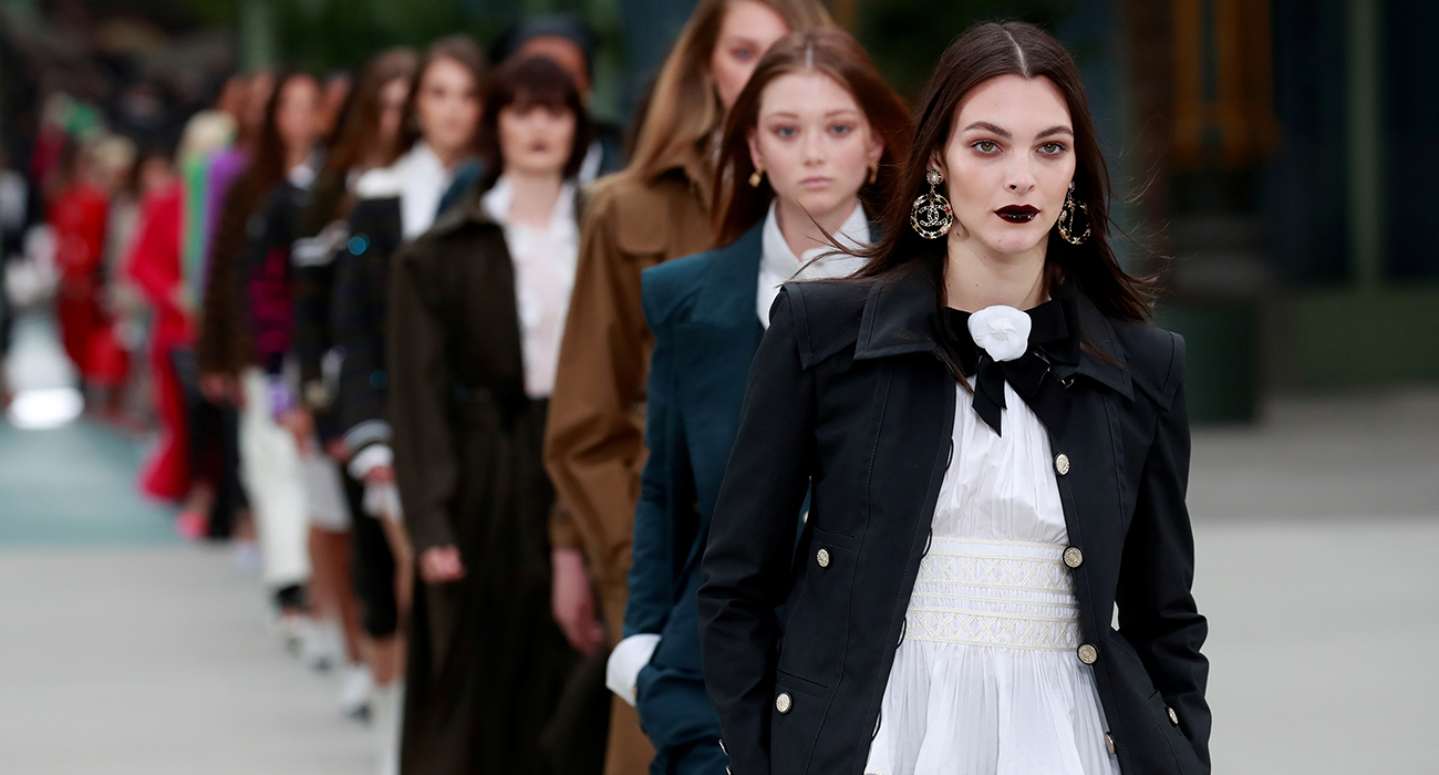 CHANEL CRUISE 2020 DEFİLESİ