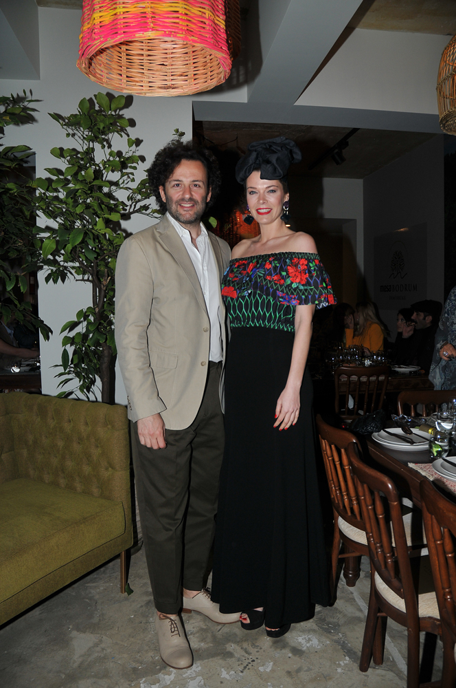 YENİ PROJENİN TANITIMINA KÜBA GECESİ TEMASI