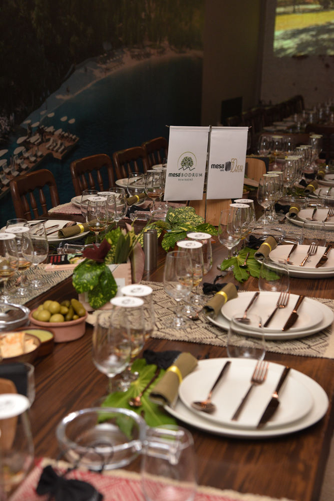 YENİ PROJENİN TANITIMINA KÜBA GECESİ TEMASI