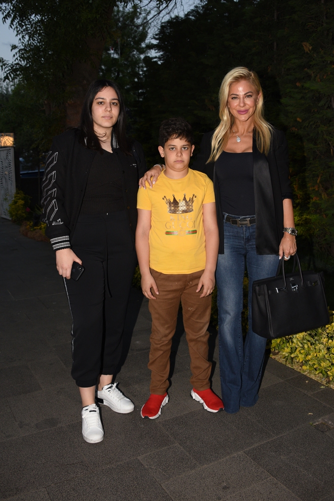 İFTAR YEMEĞİNDE ÇOCUKLARA DESTEK