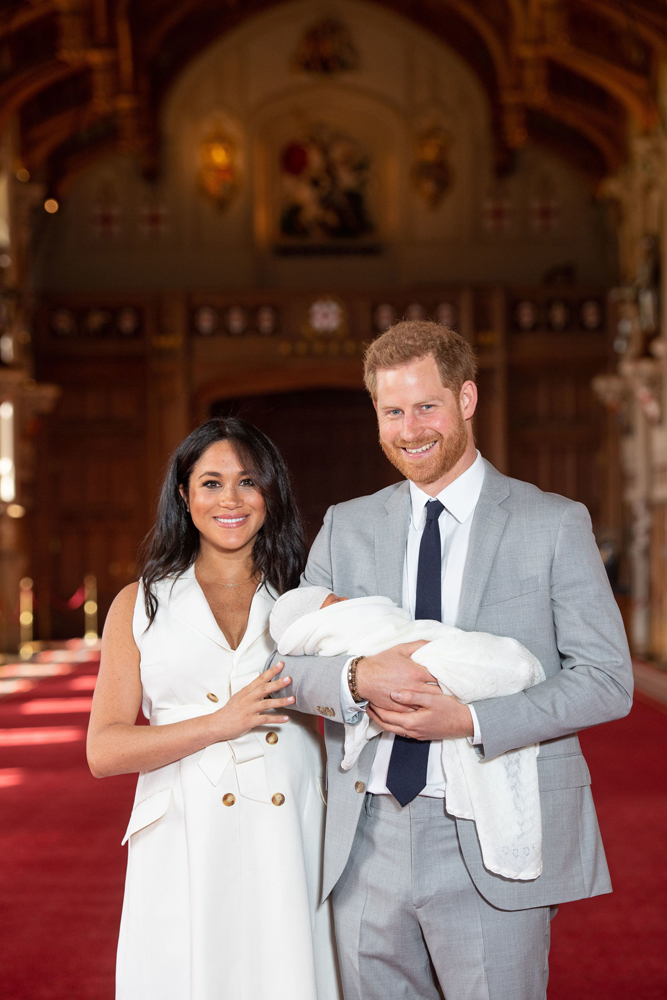MEGHAN MARKLE VE PRENS HARRY'NİN BEBEĞİNDEN İLK KARELER