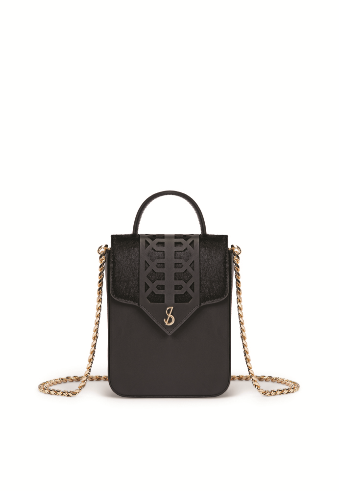 BEGÜM ÖZARUTAN VE SELEN SAYIN'IN MOODBOARD'U