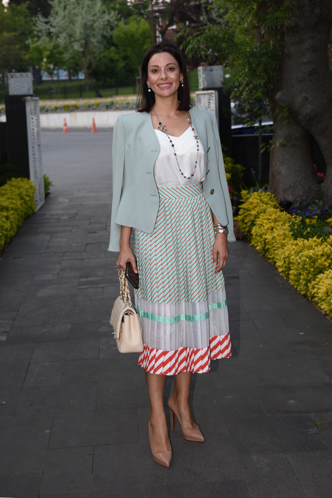 İFTAR YEMEĞİNDE ÇOCUKLARA DESTEK