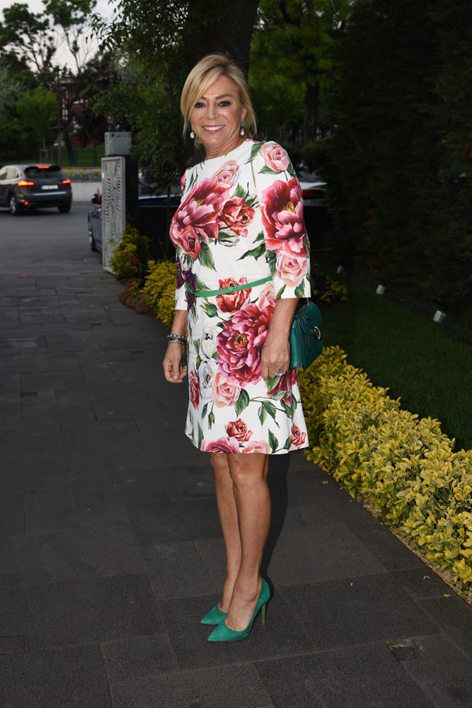 İFTAR YEMEĞİNDE ÇOCUKLARA DESTEK