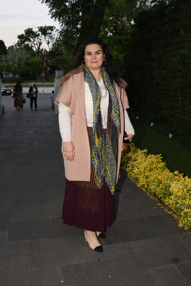 İFTAR YEMEĞİNDE ÇOCUKLARA DESTEK