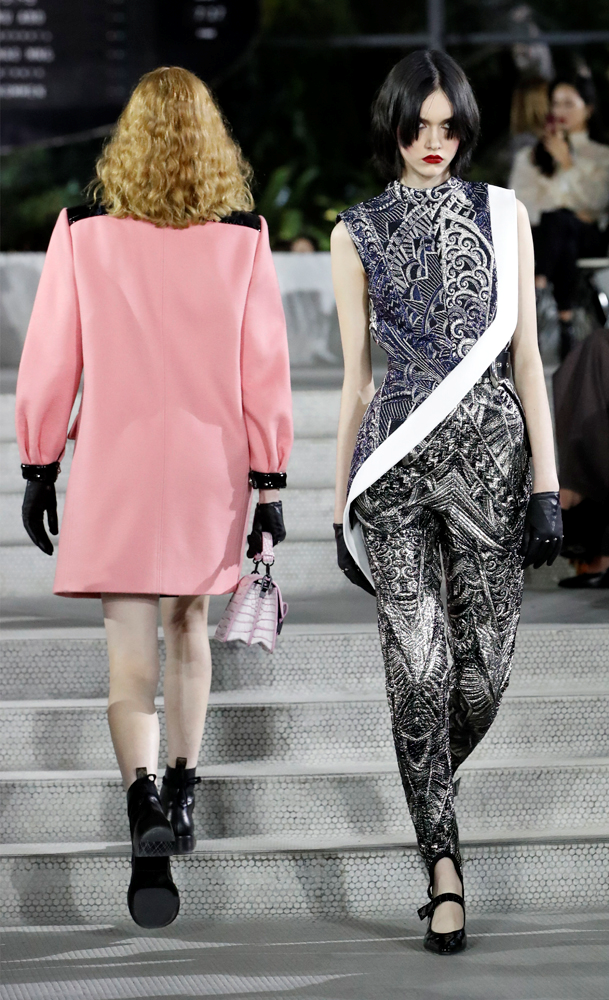 LOUIS VUITTON CRUISE 2020 DEFİLESİ