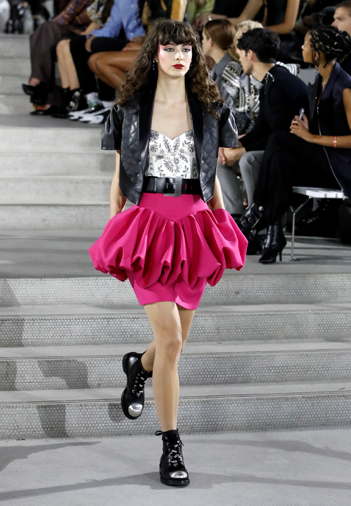 LOUIS VUITTON CRUISE 2020 DEFİLESİ