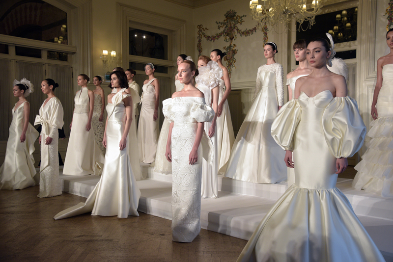 NİHAN PEKER İLK KOLEKSİYONUNU TANITTI