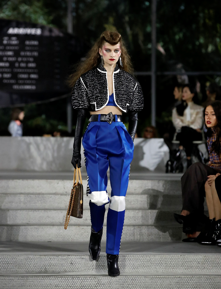 LOUIS VUITTON CRUISE 2020 DEFİLESİ