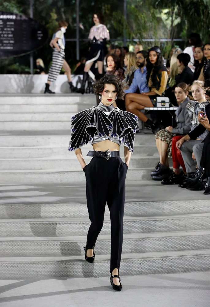 LOUIS VUITTON CRUISE 2020 DEFİLESİ