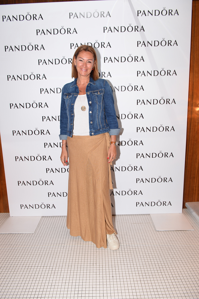 PANDORA'NIN ANNELER GÜNÜ DAVETİ