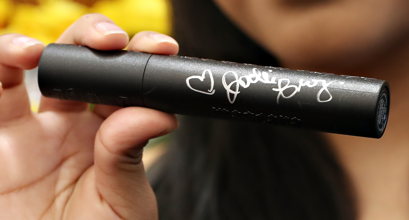 Hacim Veren 10 Maskara Önerisi