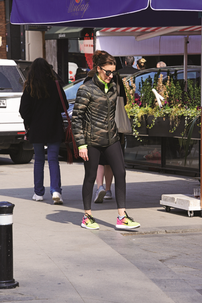 İSTANBUL CADDELERİ