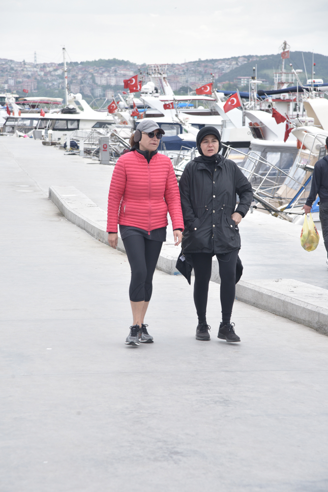 İSTANBULDA KİM, NEREDE?