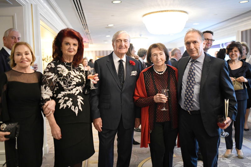 RAHMİ KOÇ’A NEW YORK’TA MADALYA