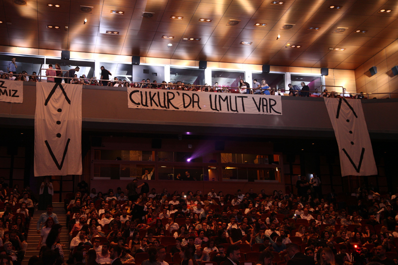 ÇUKUR'UN ANLAMLI SEZON FİNALİ