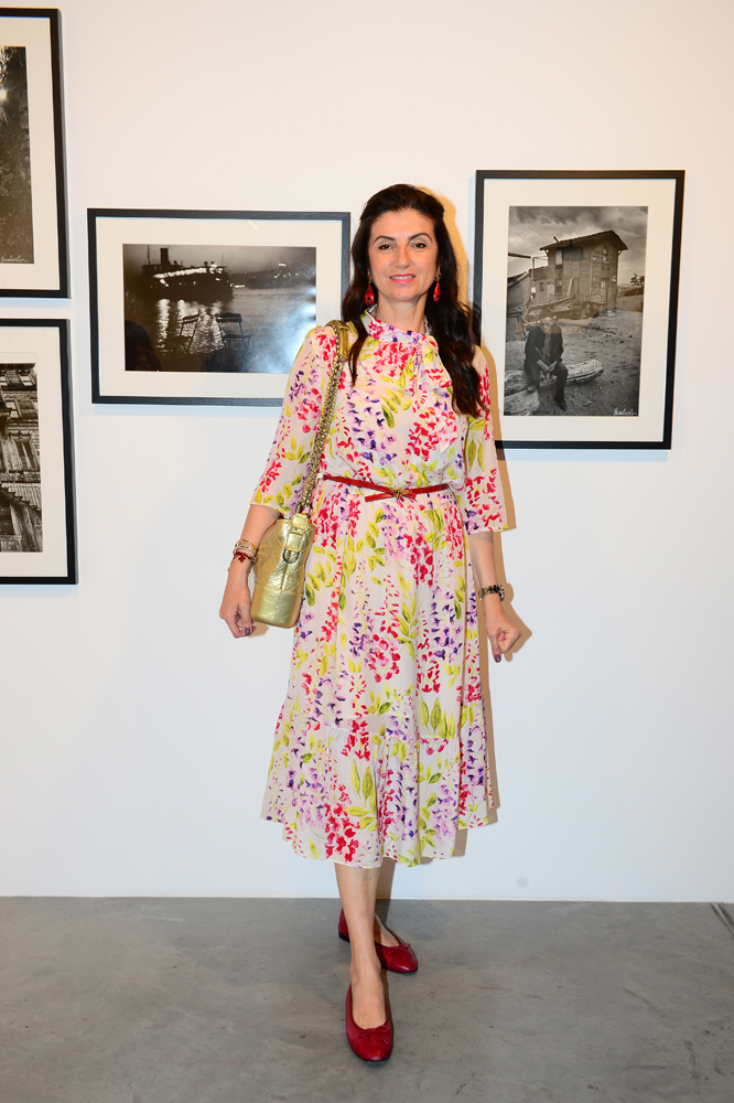 İSTANBUL MODERNDE ARA GÜLER SERGİSİ 