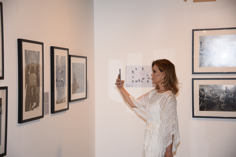 İSTANBUL MODERNDE ARA GÜLER SERGİSİ 