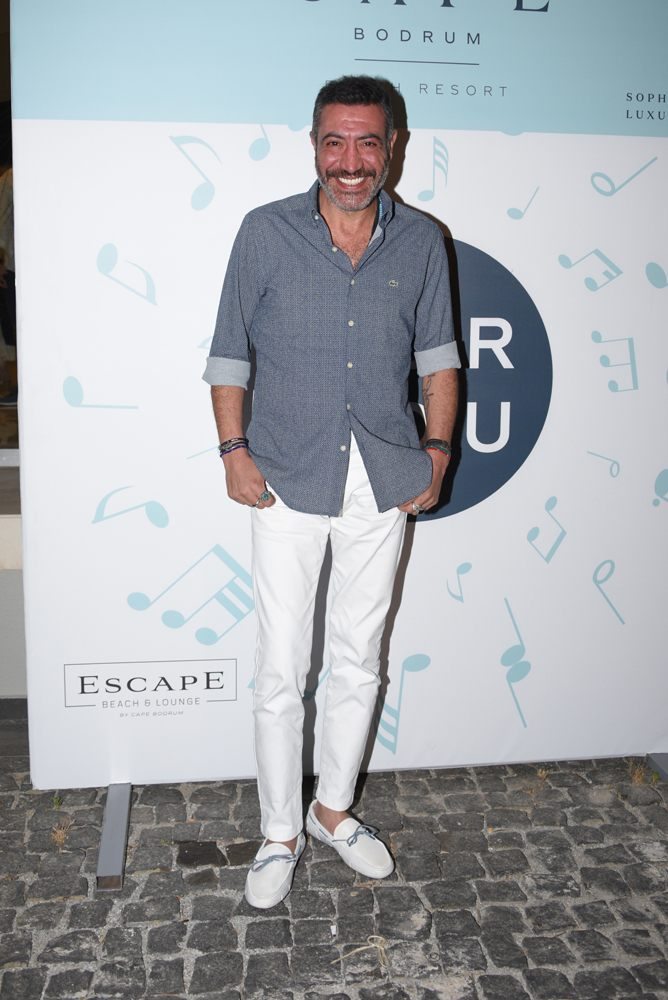 YENİLENEN OTELDE DAVET