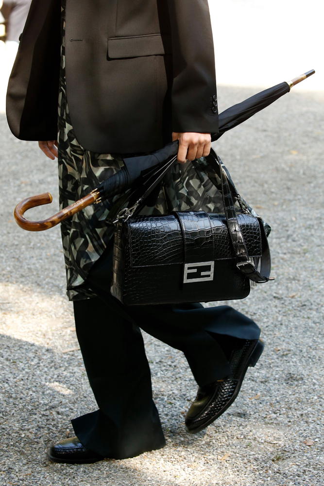 FENDI DEFİLESİNDEN DETAYLAR