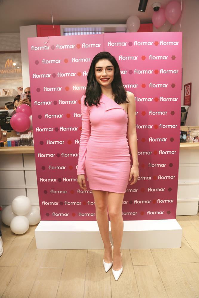 FLORMAR MAĞAZALARINDA YENİ KONSEPT!