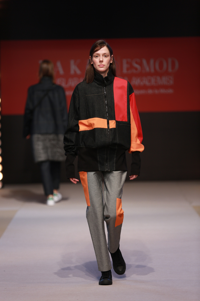 VAKKO ESMOD'DA MEZUNİYET SEVİNCİ