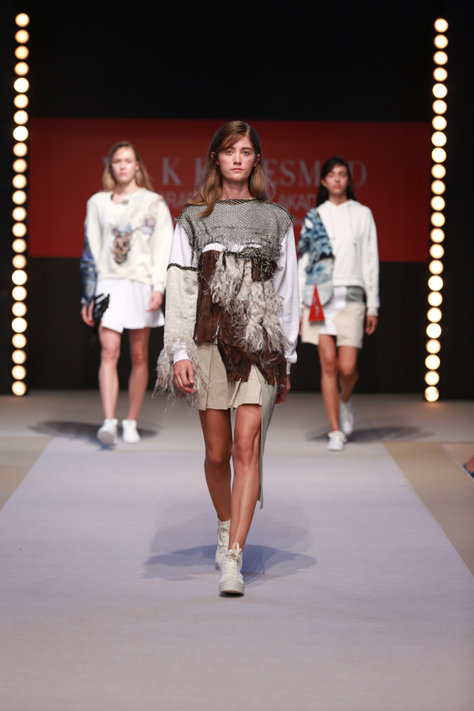 VAKKO ESMOD'DA MEZUNİYET SEVİNCİ