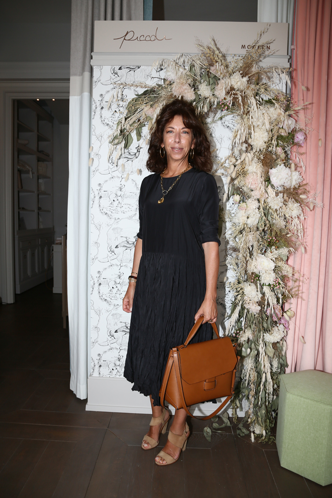 PICCOLI'YE RENKLİ AÇILIŞ