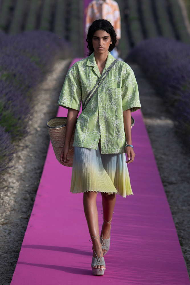 JACQUEMUS 10. YILINI KUTLUYOR!